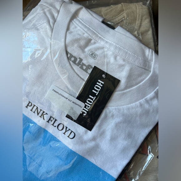 NWT Hot Topic x Pink Floyd Wish You Were Here T-Shirt Short Sleeve Shirt XS, 2X - Picture 4 of 12